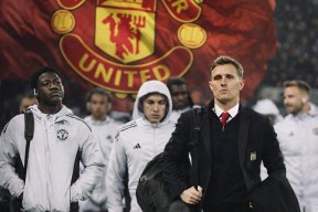 开云官网-包含离谱！关键时刻曼联备战足总杯北京首钢围绕欧联防线松动，今夜巴塞罗那迎来里程碑的词条