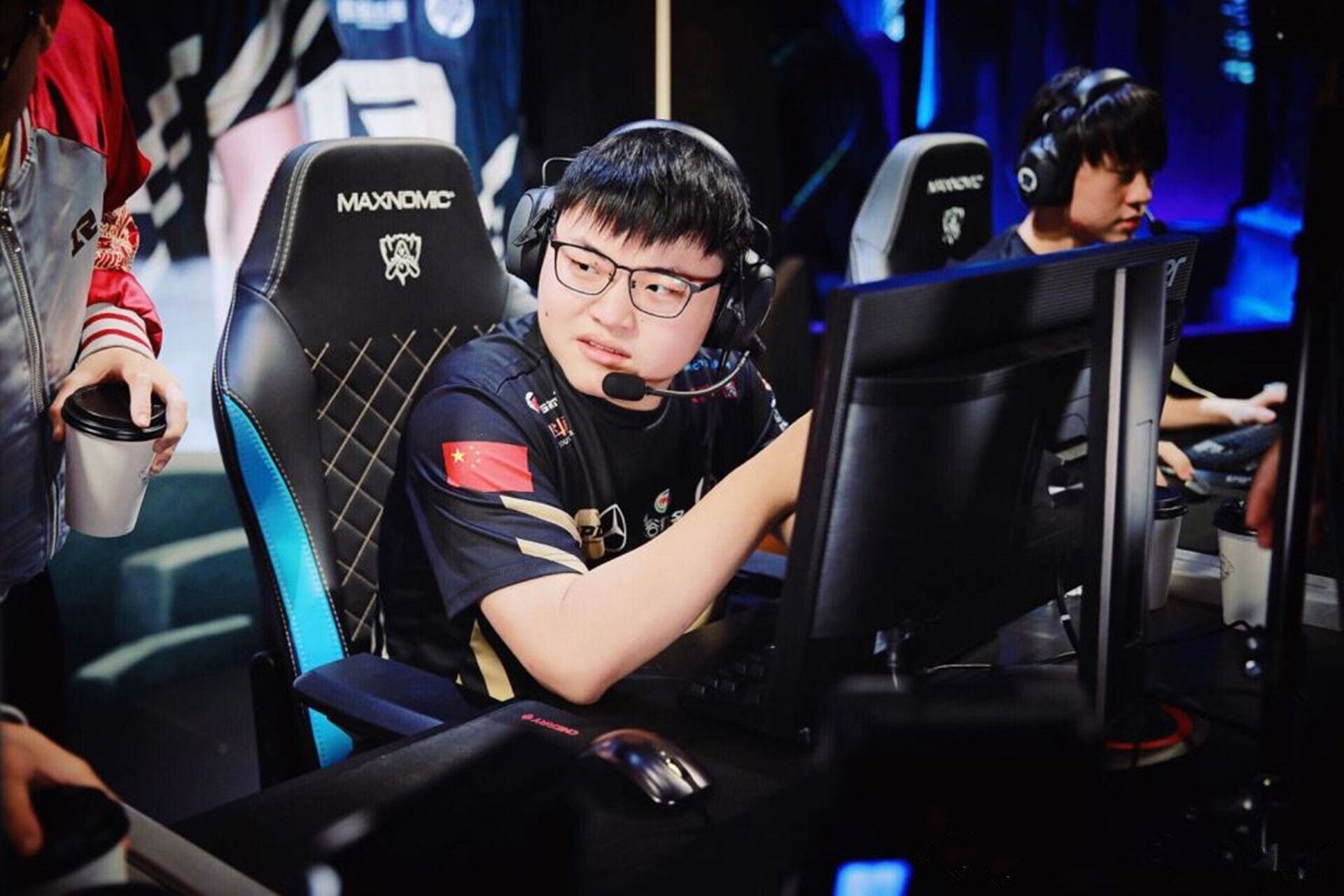 广东宏远国际比赛日临场应变Uzi在法国队比赛中战术调整，哈兰德赛事官方发布刷新纪录新规都惊呆了的简单介绍